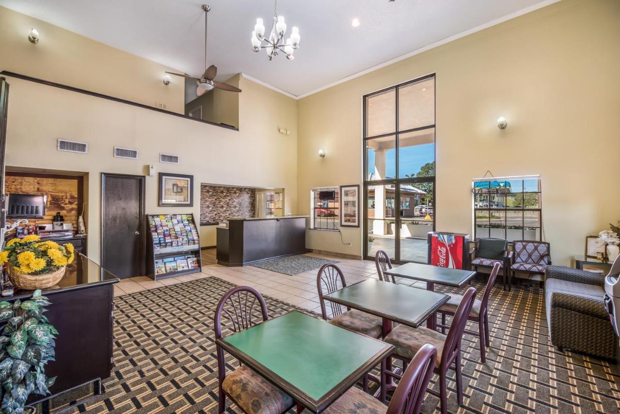 Americas Best Value Inn Arkadelphia Buitenkant foto