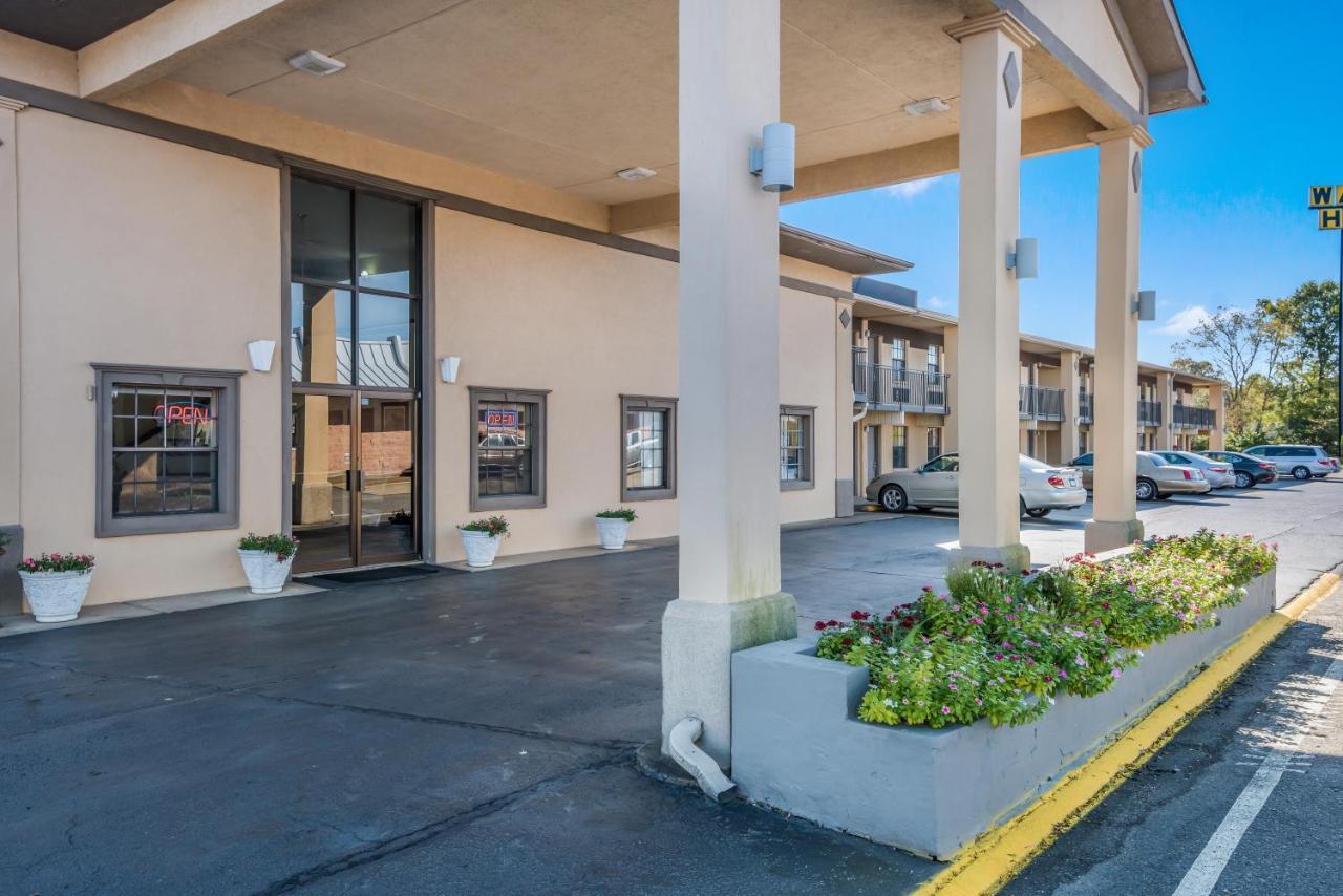 Americas Best Value Inn Arkadelphia Buitenkant foto