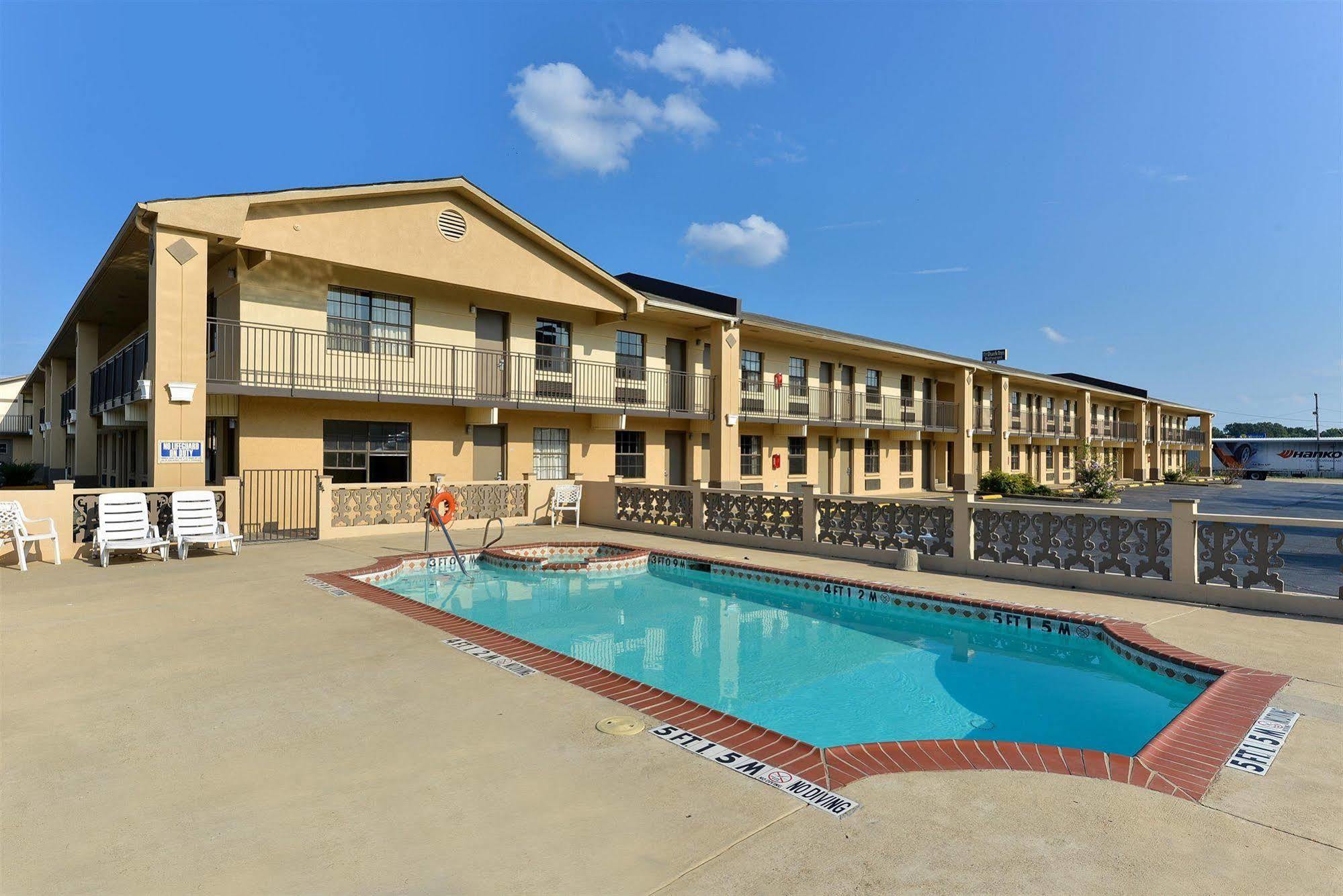 Americas Best Value Inn Arkadelphia Buitenkant foto